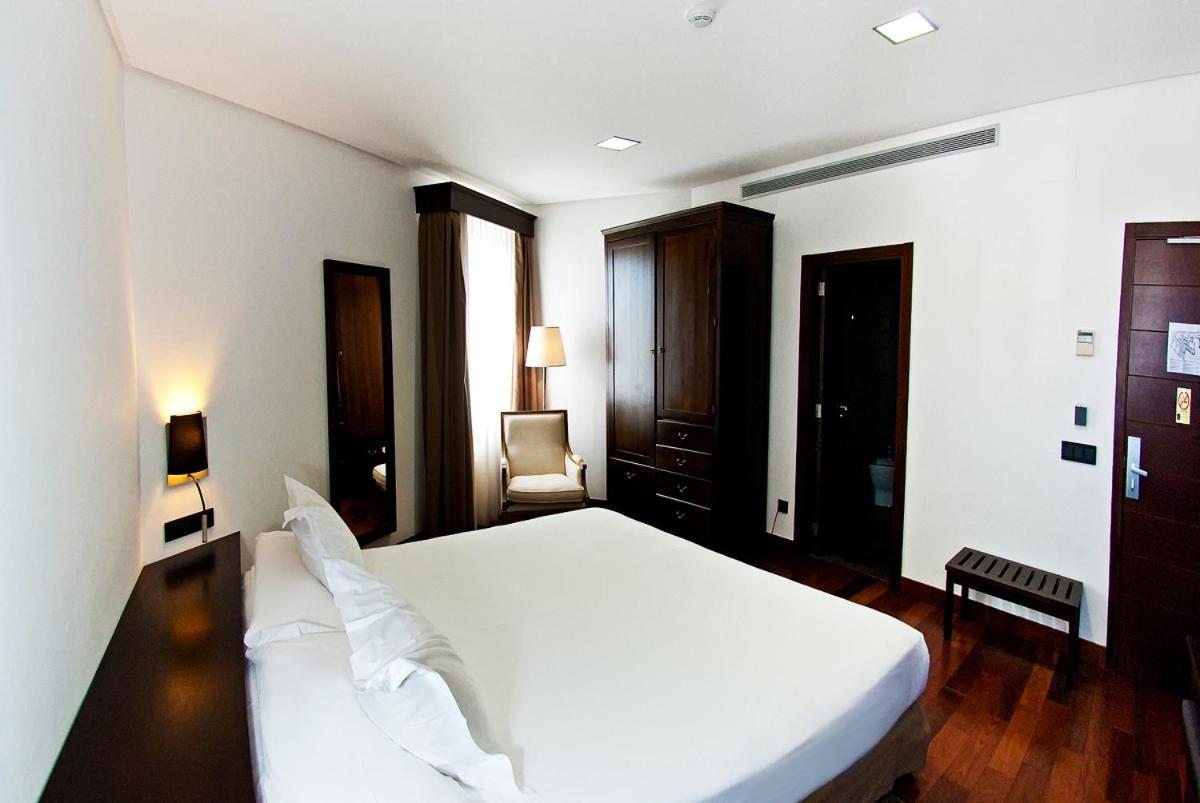 Hotel Convento Aracena & Spa Exterior foto
